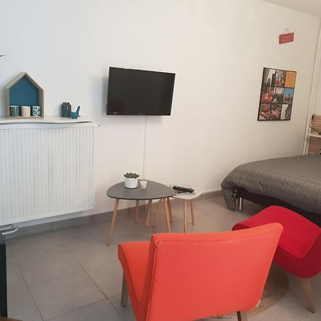 Le Garden Central Studio Dinan Eksteriør billede